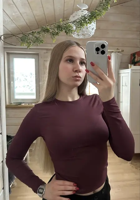 Я Настя, 18, знакомлюсь для приятного времяпровождения в Иббенбюрен