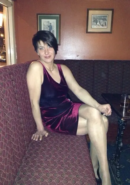 Inesa из Лондона, ищу на сайте знакомства на одну ночь