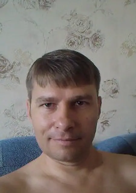 Я Вадим, 53 років з Єнакієвого, шукаю знайомства без зобов'язань