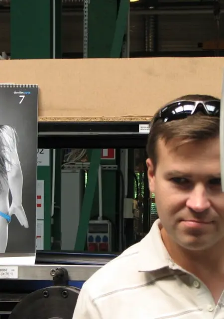 Я Иван, 66 років з Києва, шукаю знайомства без зобов'язань