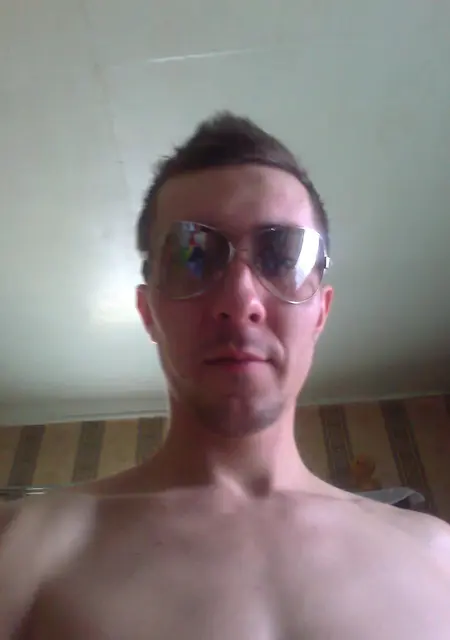 Я Саша, 39, из Барановичей, ищу знакомство для постоянных отношений