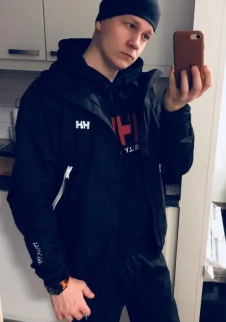 Я Алексей, 30, знакомлюсь без обязательств в Речице