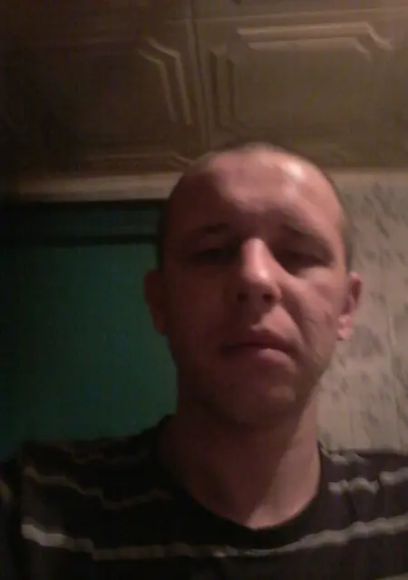 Виталик из Полоцка, ищу на сайте приятное времяпровождение