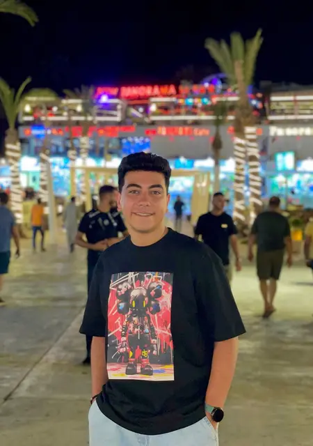 Mohamed из Каира, мне 26, познакомлюсь для общения