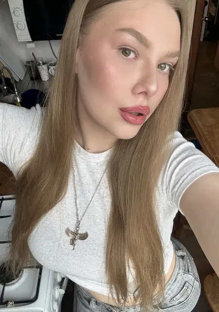 Я Любовь, 23, из Вашингтона, ищу знакомство для совместных путешествий