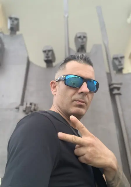 Soy Danete, 43 años de Málaga, busco conocer gente para relación sin ataduras