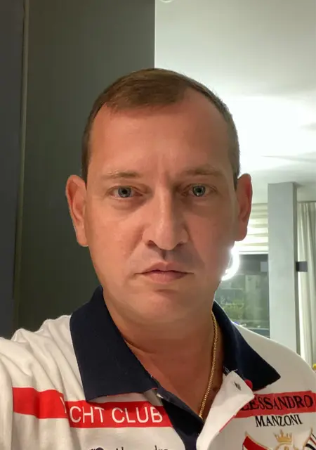 Семен из Тель-авива, мне 43, познакомлюсь для приятного времяпровождения