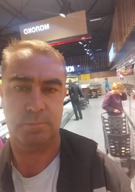 Виталий з Донецька, шукаю на сайті знайомства на одну ніч