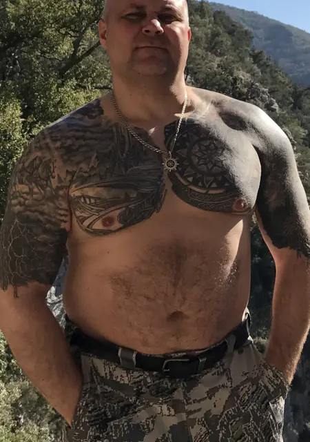 Я Олег, 53 років з Рівного, шукаю знайомства без зобов'язань