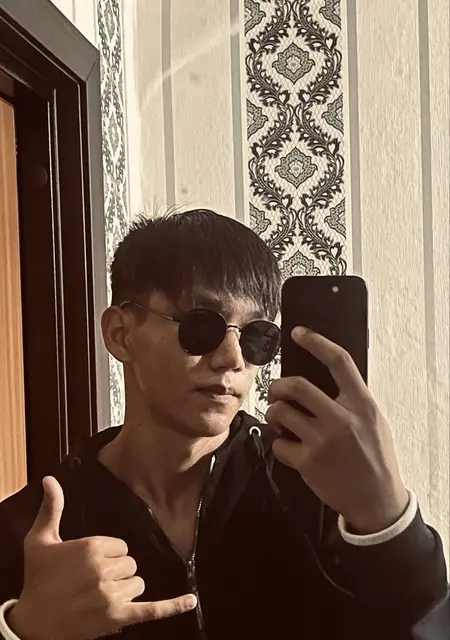 Я Adil, 18, из Актобе, ищу знакомства без обязательств