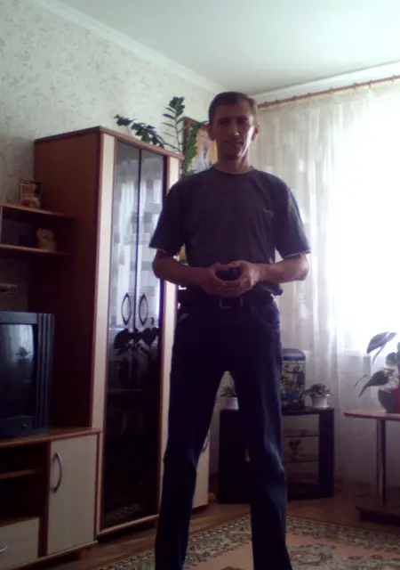 Я Олег, 53, из Лиды, ищу знакомства без обязательств
