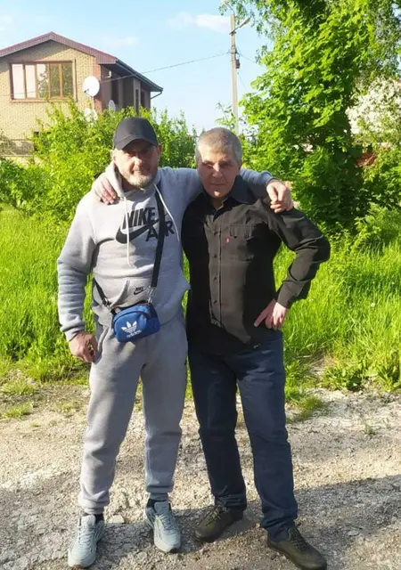 Виктор з Єнакієвого, шукаю на сайті знайомства на одну ніч