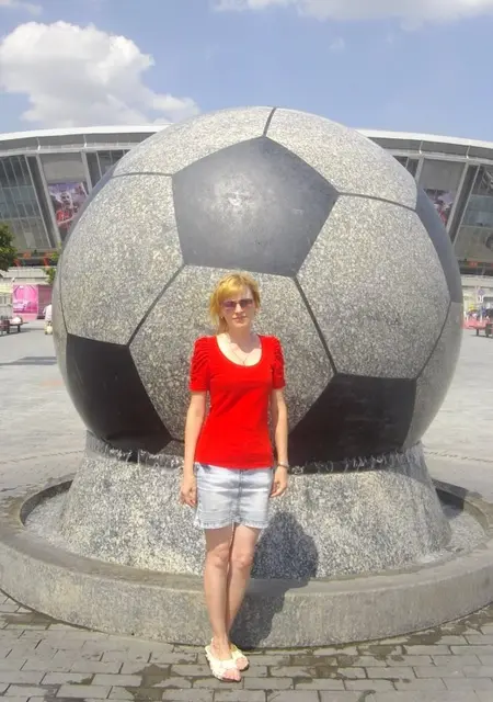 Оксана з Харцизьк, мені 44 років, познайомлюсь на одну ніч