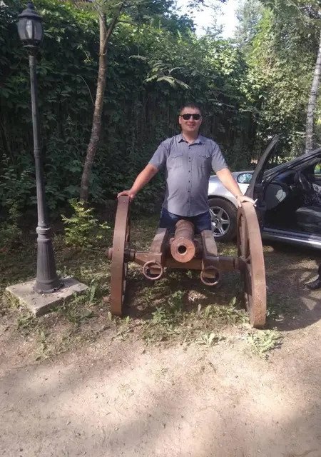 Я Виталий, 25, из Смолевичей, ищу знакомства без обязательств