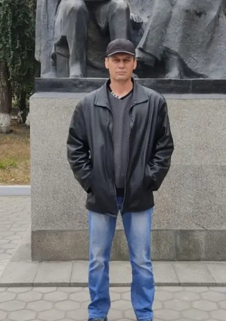 Евгений из Степногорска, мне 42, познакомлюсь без обязательств