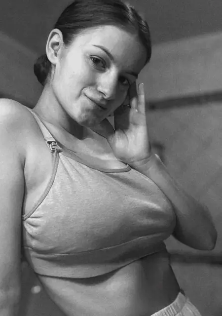 Я Ірина, 24 років з Львів, шукаю знайомство для спілкування