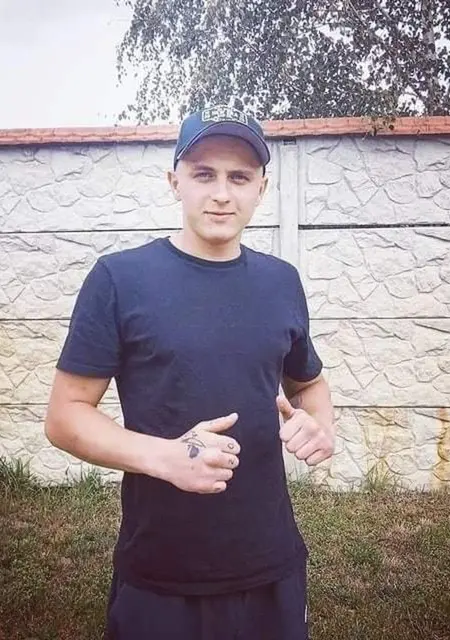 Я Valerchik, 26, знакомлюсь без обязательств в Павлограде