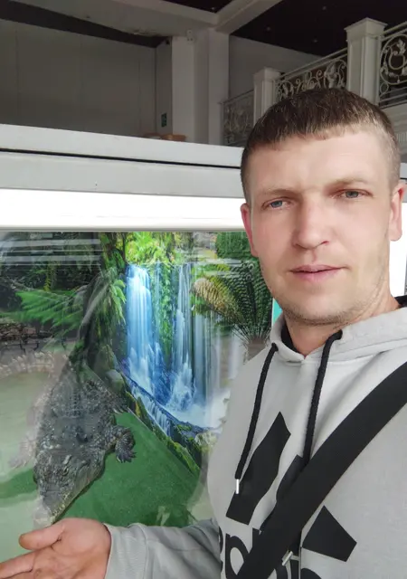 Я Андрій, 42 років з Чернівців, шукаю знайомства без зобов'язань