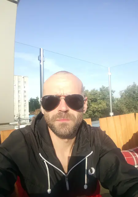 Костя з Хмельницького, мені 41 років, познайомлюсь для приємного проведення часу