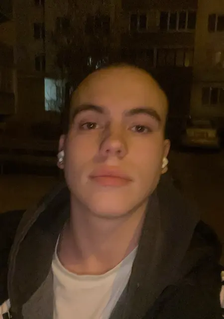 Ilya из Бреста, мне 21, познакомлюсь для вирта
