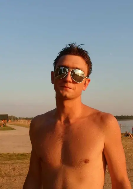 Я Konstantsin, 32, из Витебска, ищу знакомства на одну ночь