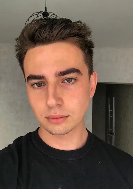 Я Viktor, 28 років, знайомлюсь без зобов'язань у Львові