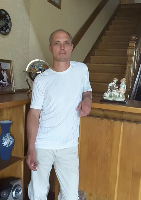 Ваня из Ганцевичей, мне 46, познакомлюсь на одну ночь