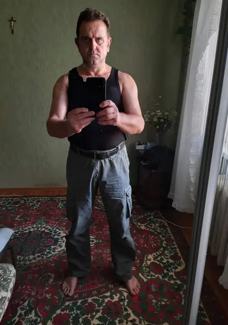Я Володя, 58, знакомлюсь для вирта в Кривом Роге