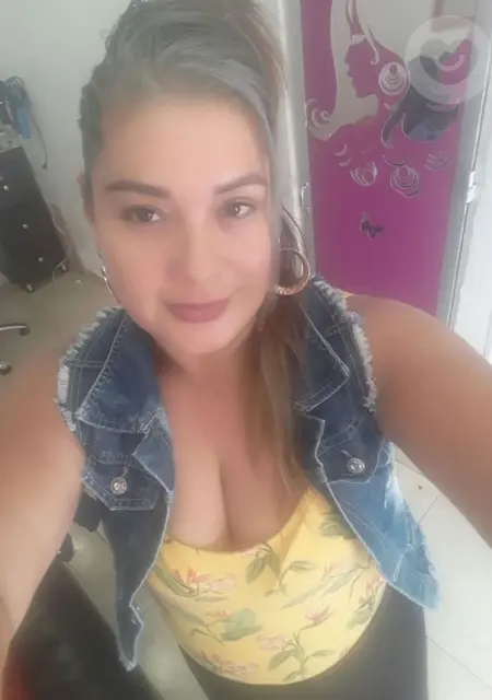 Я Janeth, 45, из Мадрида, ищу знакомство