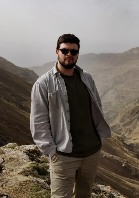 Я Дмитрий, 29, из Еревана, ищу знакомства без обязательств