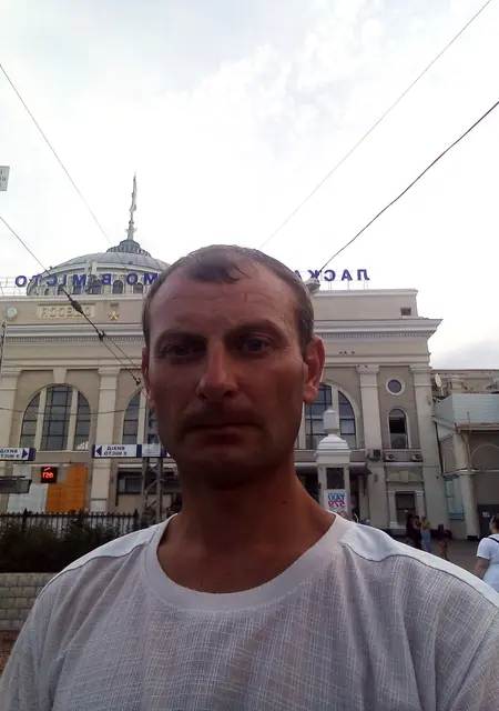 Я Андрій, 39, знакомлюсь без обязательств в Львове
