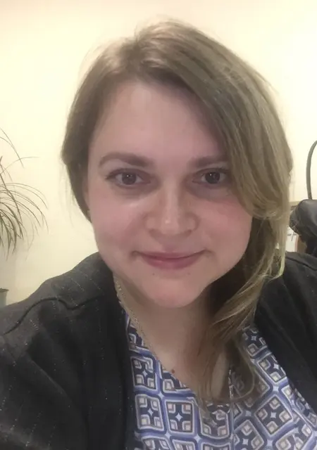 Я Яна, 40 років з Києва, шукаю знайомство для дружби