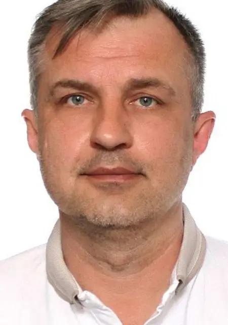 Тарас из Харькова, мне 41, познакомлюсь для дружбы