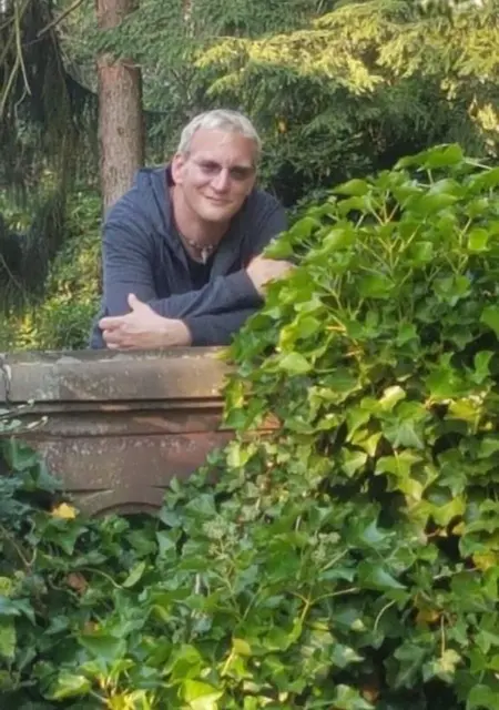 Я Blauerachat, 42, из Берлина, ищу знакомство