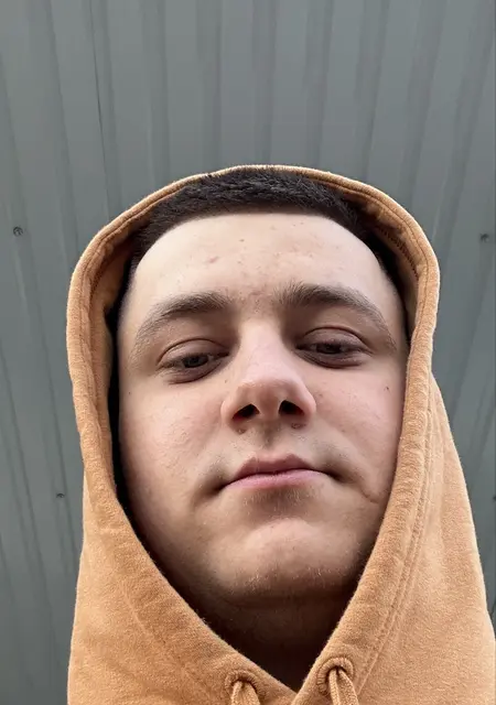 Sdxd из Айзлинген, мне 22, познакомлюсь без обязательств