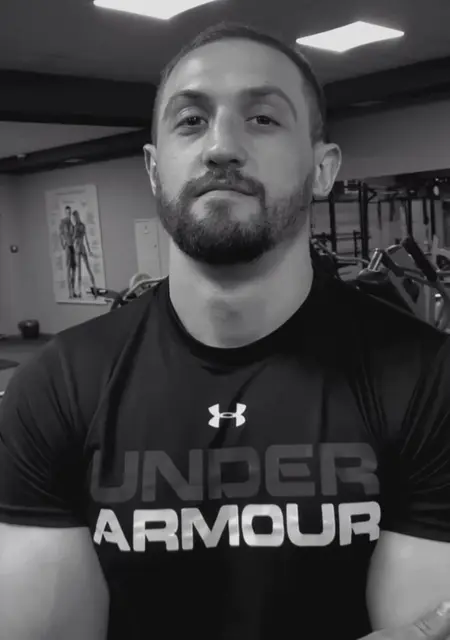 Bohdan з Калуша, мені 29 років, познайомлюсь на одну ніч