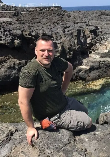 Franck из Парижа, мне 45, познакомлюсь