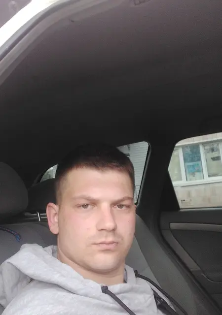 Діма из Тернополя, мне 29, познакомлюсь на одну ночь