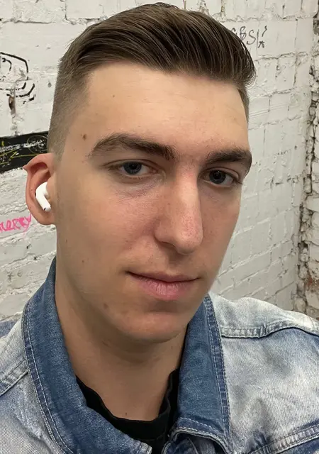 Артём из Каира, мне 22, познакомлюсь на одну ночь