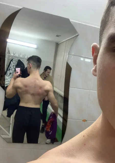 Я Victor, 20 років, знайомлюсь на одну ніч у Тернополі