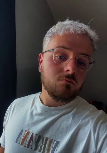 Matéo из Ле Пети-Кевийи, ищу на сайте знакомства на одну ночь