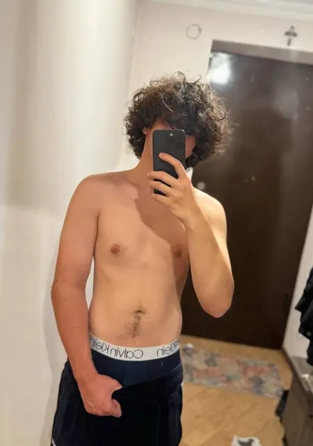 Я Luka, 23, знакомлюсь на одну ночь в Тбилиси