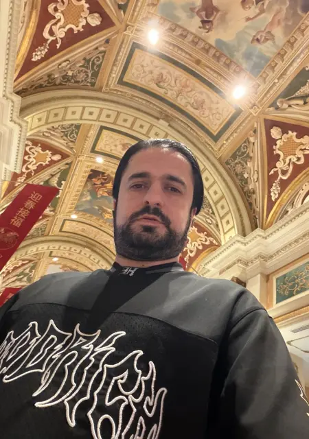 Я Alik, 38, из Баку, ищу знакомство для общения