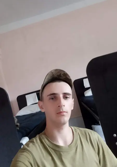 Я Макс, 25 років, знайомлюсь без зобов'язань у Немирів