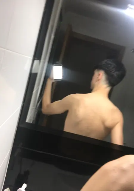 Noan de Murcia, tengo 23 años, listo para conocer para relación sin ataduras