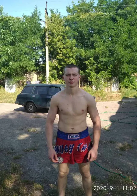 Дима з Білої Церкви, шукаю на сайті знайомства на одну ніч