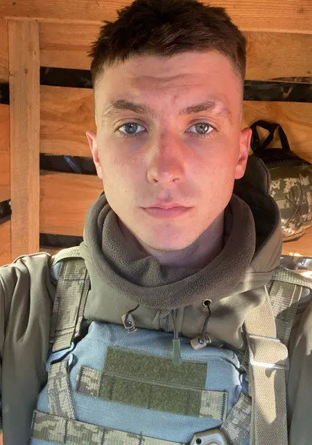 Andrey из Черкасс, мне 23, познакомлюсь для приятного времяпровождения