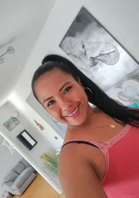 Tatiana из Стокгольма, мне 37, познакомлюсь