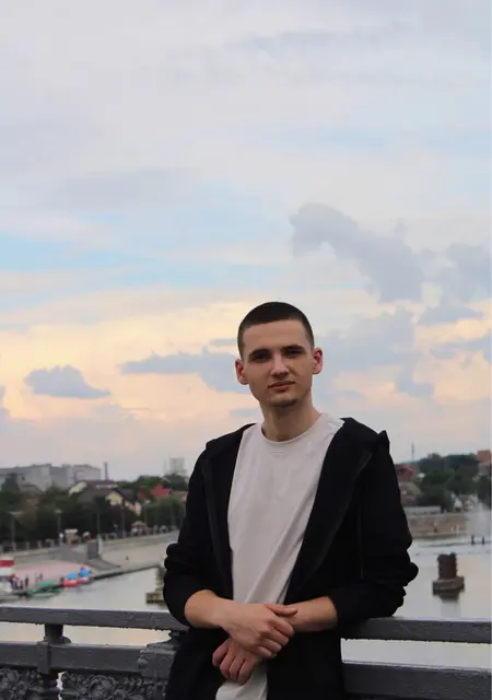 Я Влад, 19, из Винницы, ищу знакомство для совместных путешествий