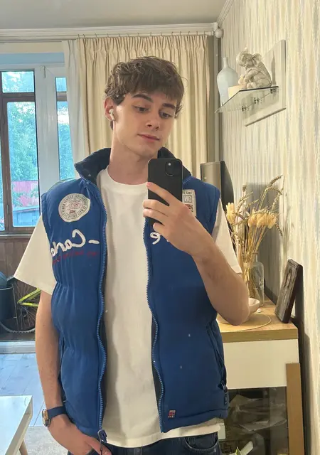 Я Ваня, 18, знакомлюсь без обязательств в Лондоне